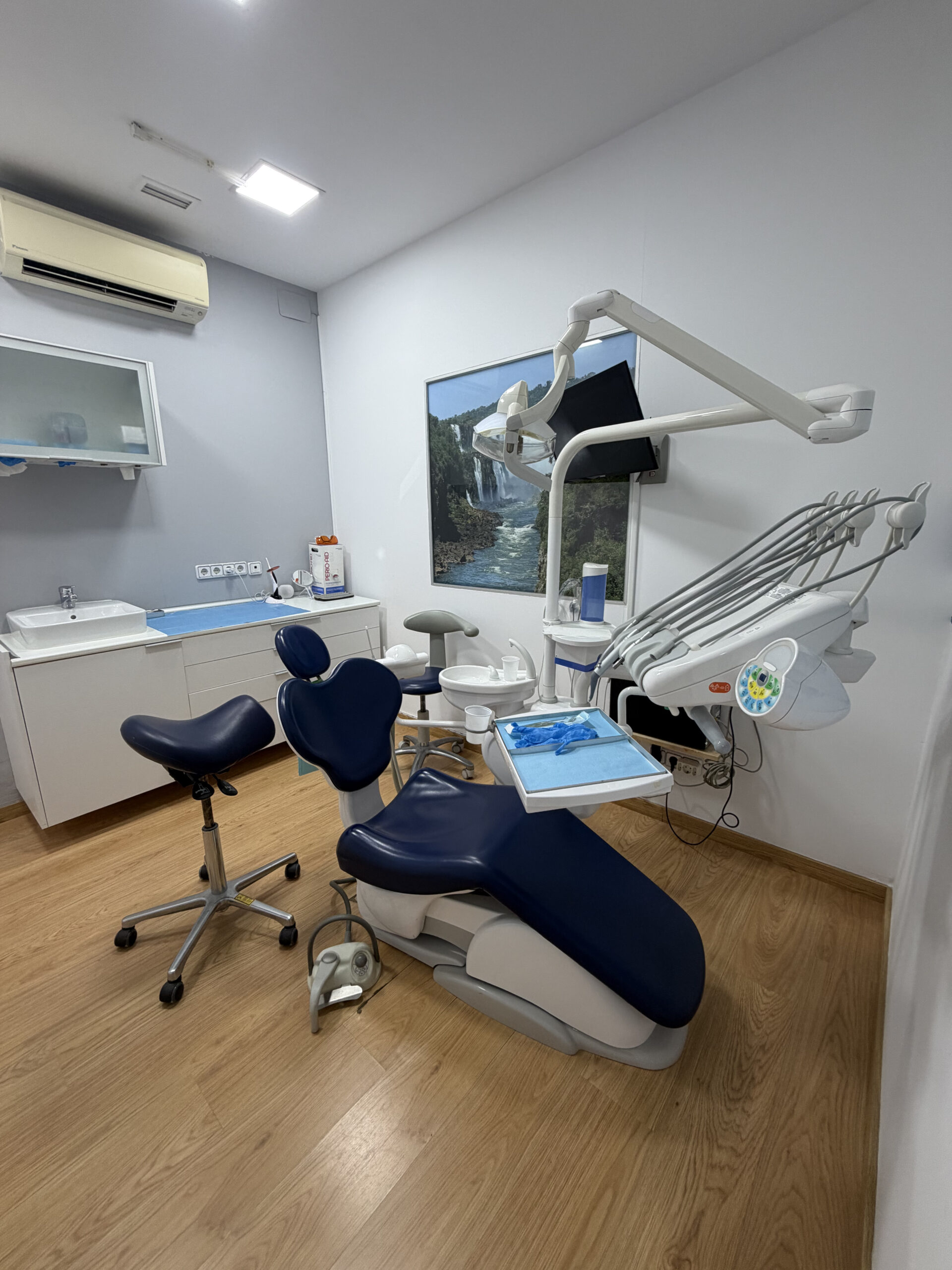Instalaciones de Luz Clínica Dental